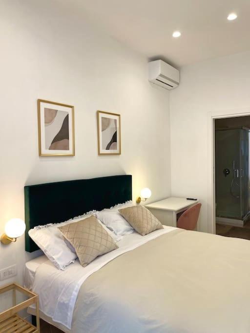 La Casa Di Ary Apartment เนเปิลส์ ภายนอก รูปภาพ