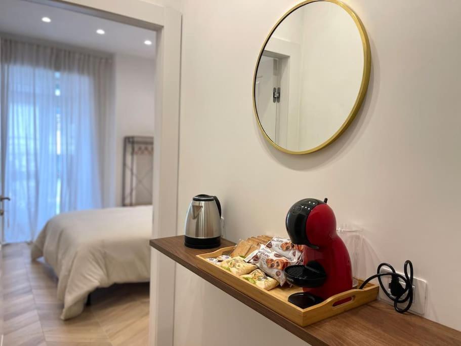 La Casa Di Ary Apartment เนเปิลส์ ภายนอก รูปภาพ