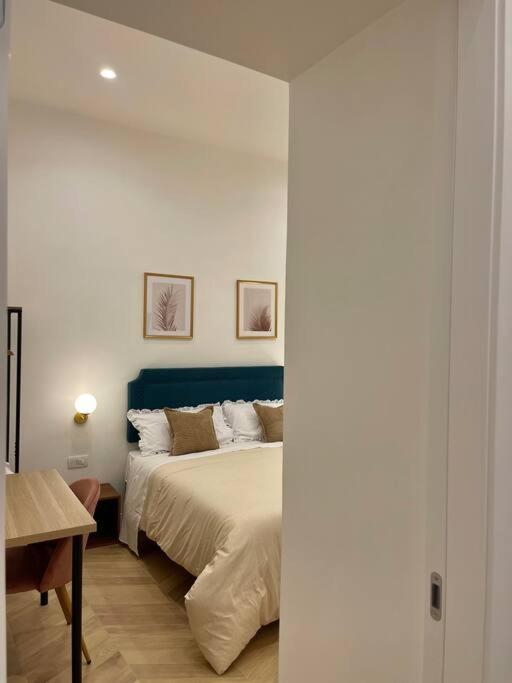 La Casa Di Ary Apartment เนเปิลส์ ภายนอก รูปภาพ